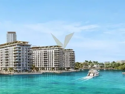 3 Bedroom Apartment with Balcony